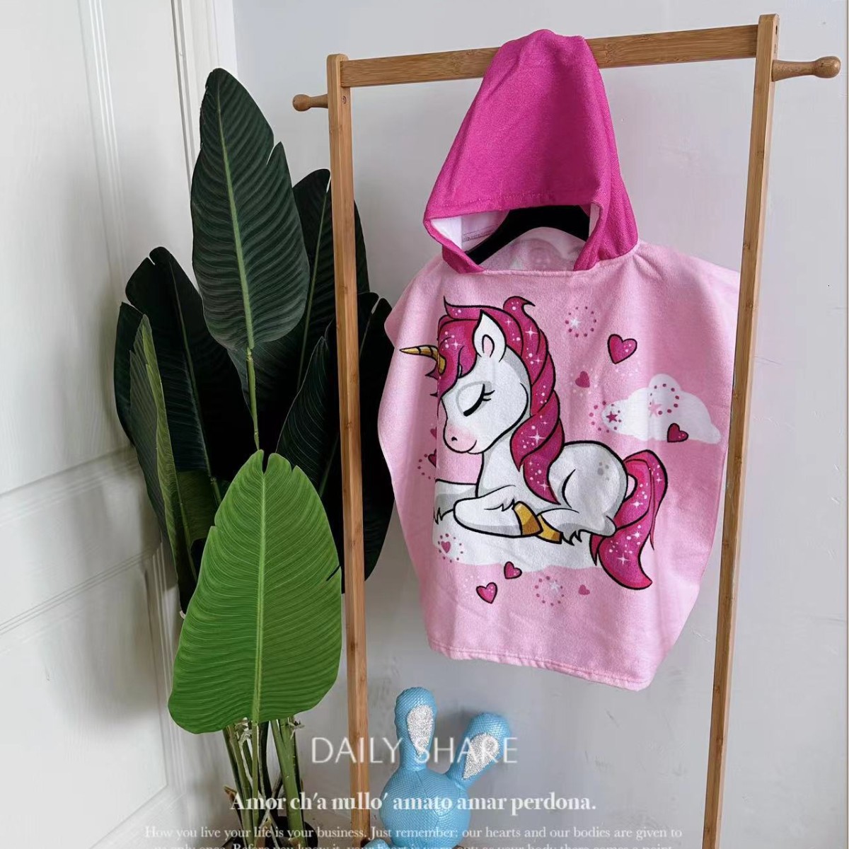 Picture of Cute Cartoon Children's Bath Towel Cloak Soft Skin-friendly Hair-free Bath Water Absorbent Quick-drying Wearing Baby Bath Towel