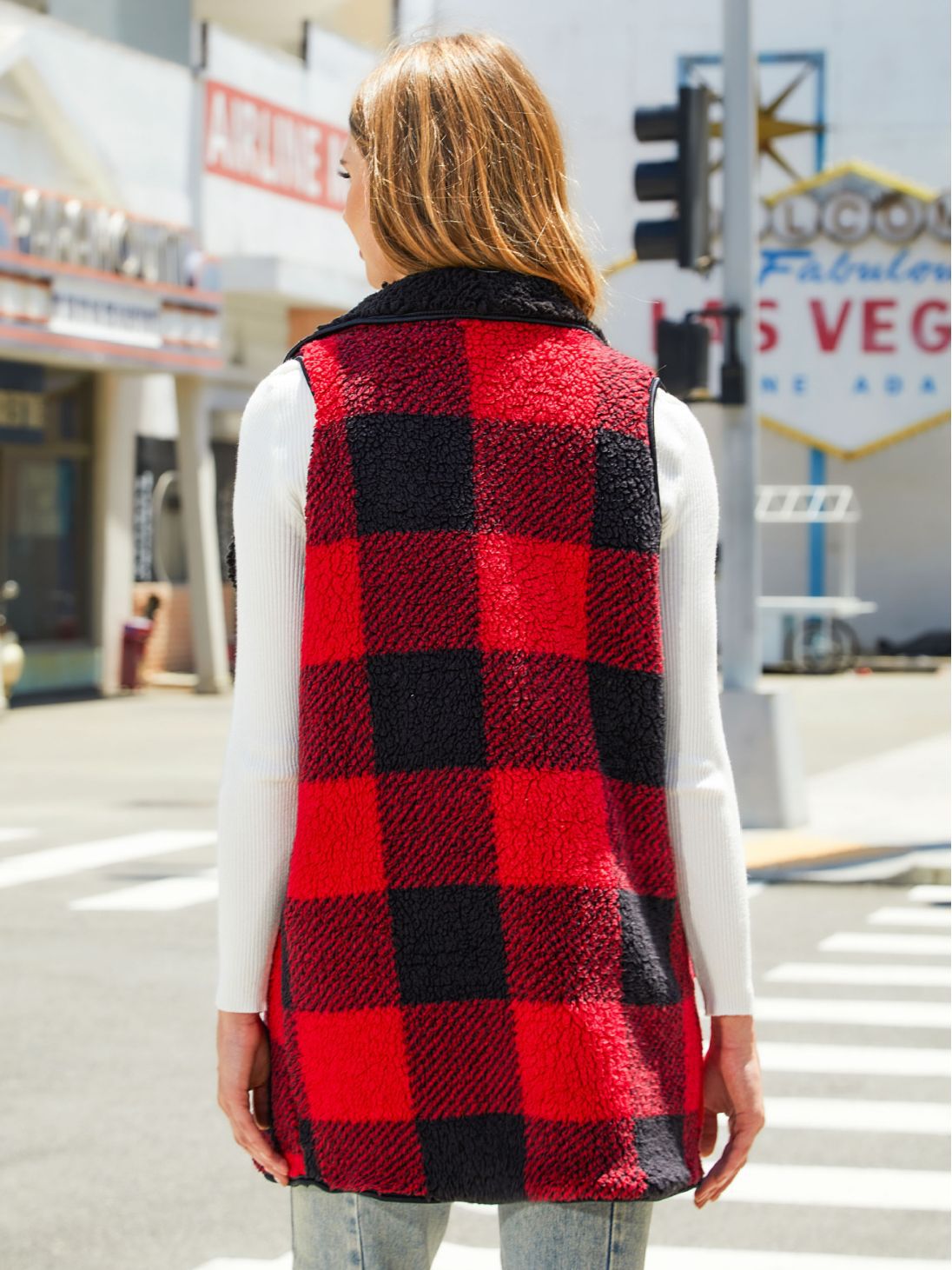 Picture of Flash Velvet Cross-border European and American Autumn Women's Loose Fashion Hooded Buckle Cardigan Plaid Plush Vest Coat Women