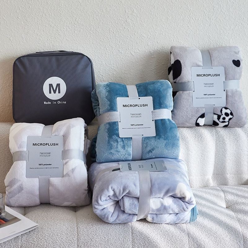 Flannel Blanket Thickened Nap Blanket Class A Sofa Office Blanket Student Gift Blanket Aviation Shawl Blanket