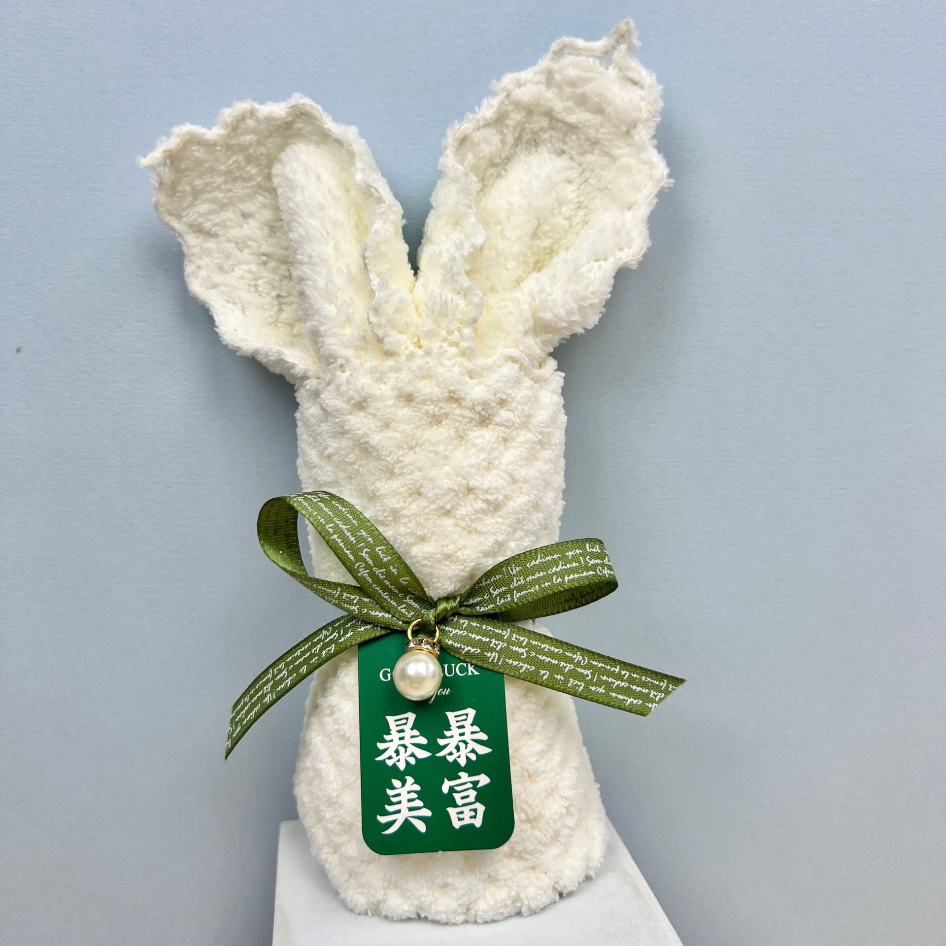 Picture of Hand gift towel bear shape square gift box with birthday gift company opening wedding shop creative small gifts