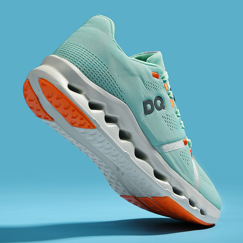 sneaker Men's Shoes Mesh Breathable Twist Sole Ultra Light Running Shoes AliExpress Hot Sale Jinjiang Men's Shoes sneaker