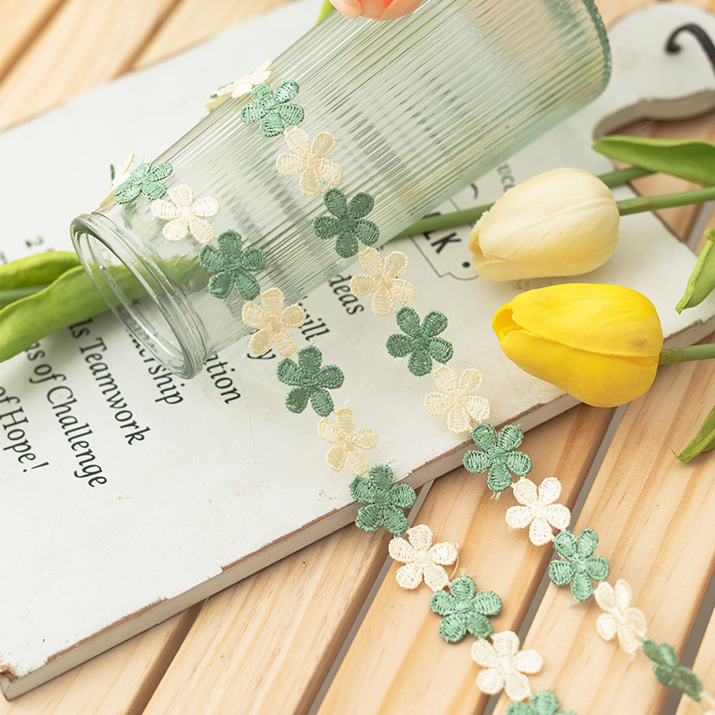 2cm wide green five-leaf clover water-soluble embroidery lace ethnic Chinese clothing women's clothing children's dress decorative accessories