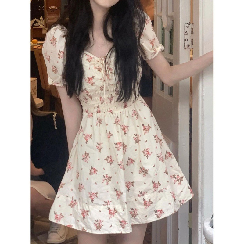 French Style Floral Skirt Puff Sleeve 2024 Summer New Style Slimming Waist Elegant Off-shoulder Dress for Small Women