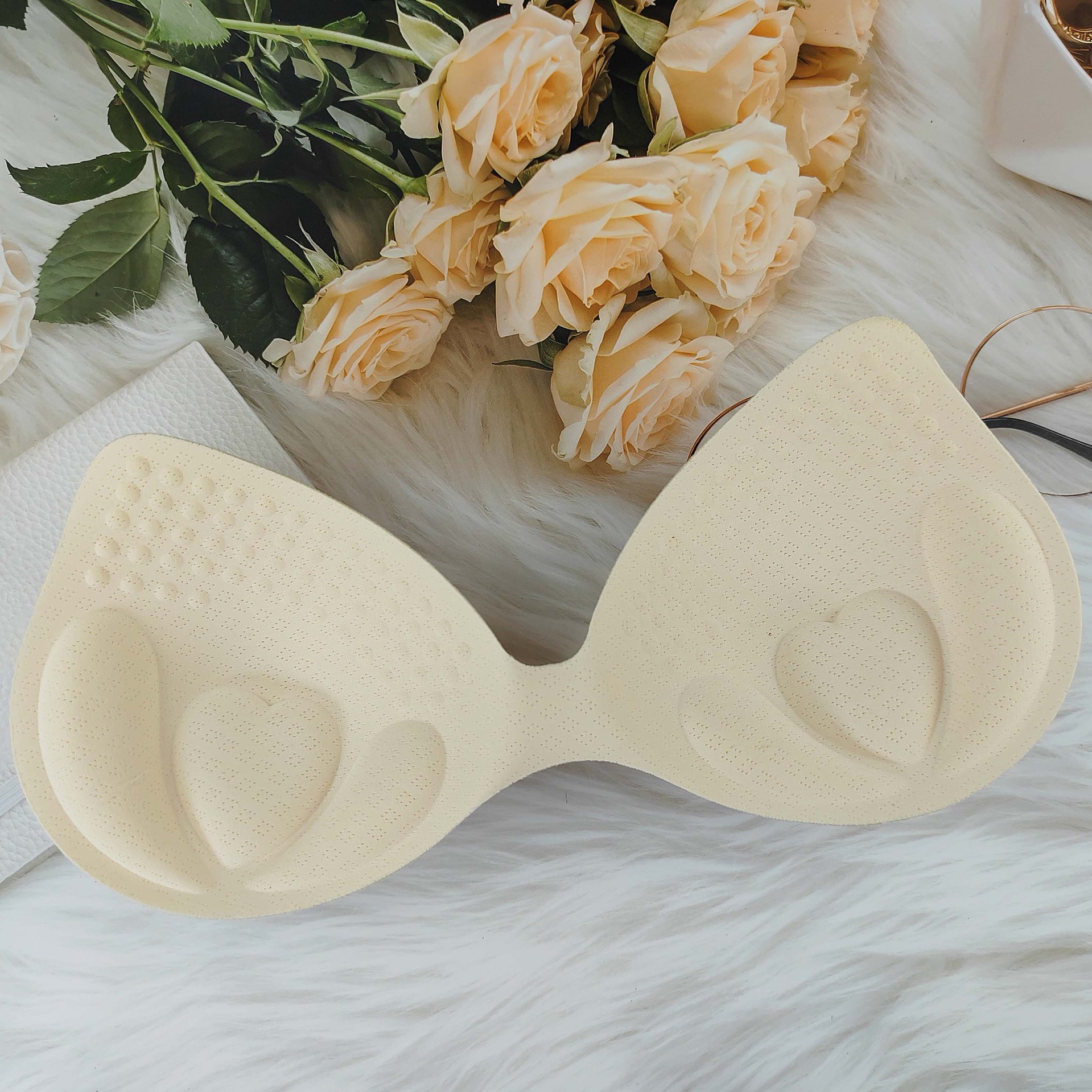Picture of Water Drop Cup Integrated Ultra-Thick Sports Bra Pad Insert for Beautiful Back, Small Chest, One-Piece Flat Chest, Makes It Look Bigger, Thickened and Thin
