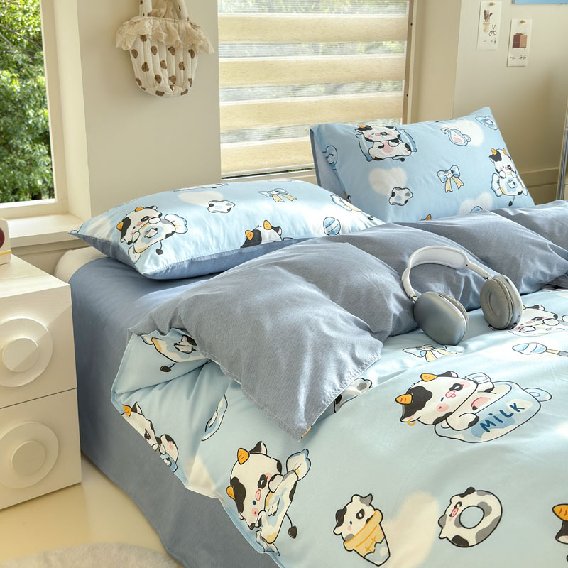 Picture of Small Fresh Summer Four-piece Bed Sheet Quilt Cover Single Student Dormitory Three-piece Cartoon Bedding