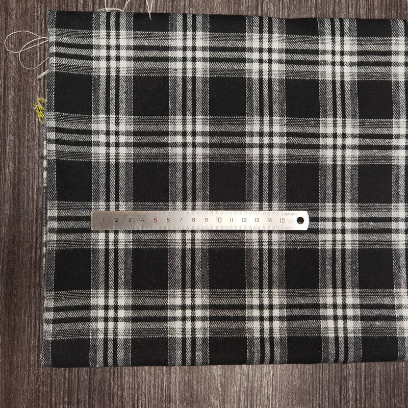 Picture of Spot twill sanding cotton plaid children's shirt plaid fabric 21 yarn-dyed flannel decorative fabric