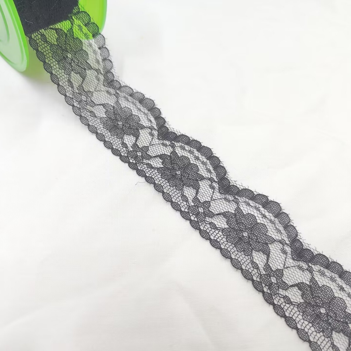 In stock: black and white underwear, lace lace accessories, women's clothing, embroidered mesh lace fabric, factory wholesale