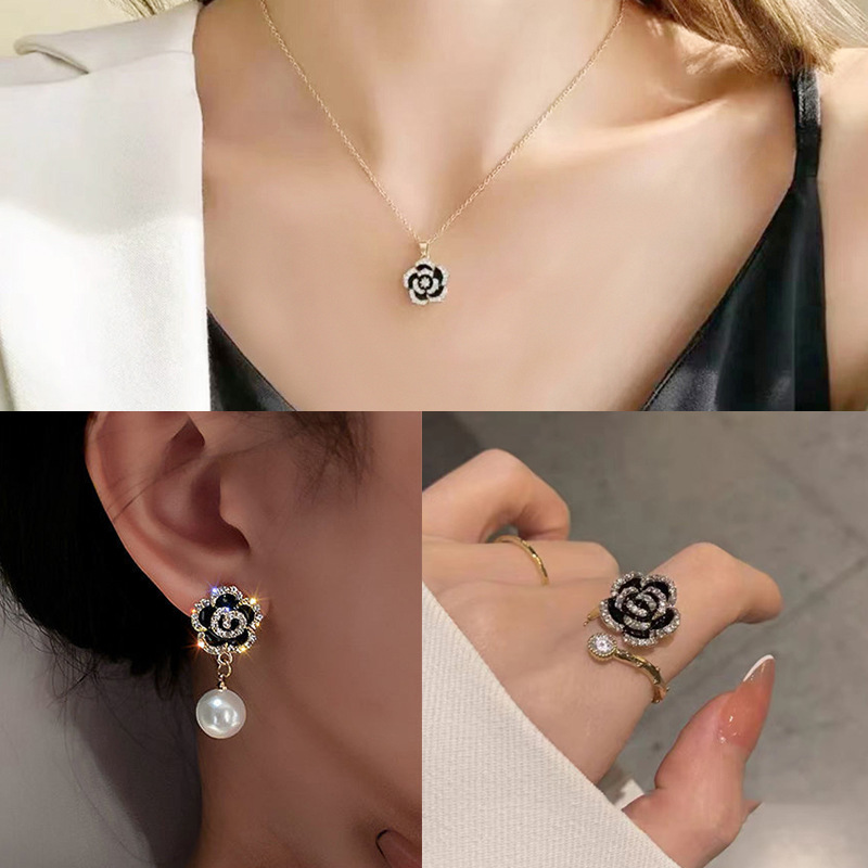Cross-border Jewelry suit Small Fragrance Black Dropping Oil Camellia Color-free Simple Light Luxury Necklace Earrings Ring