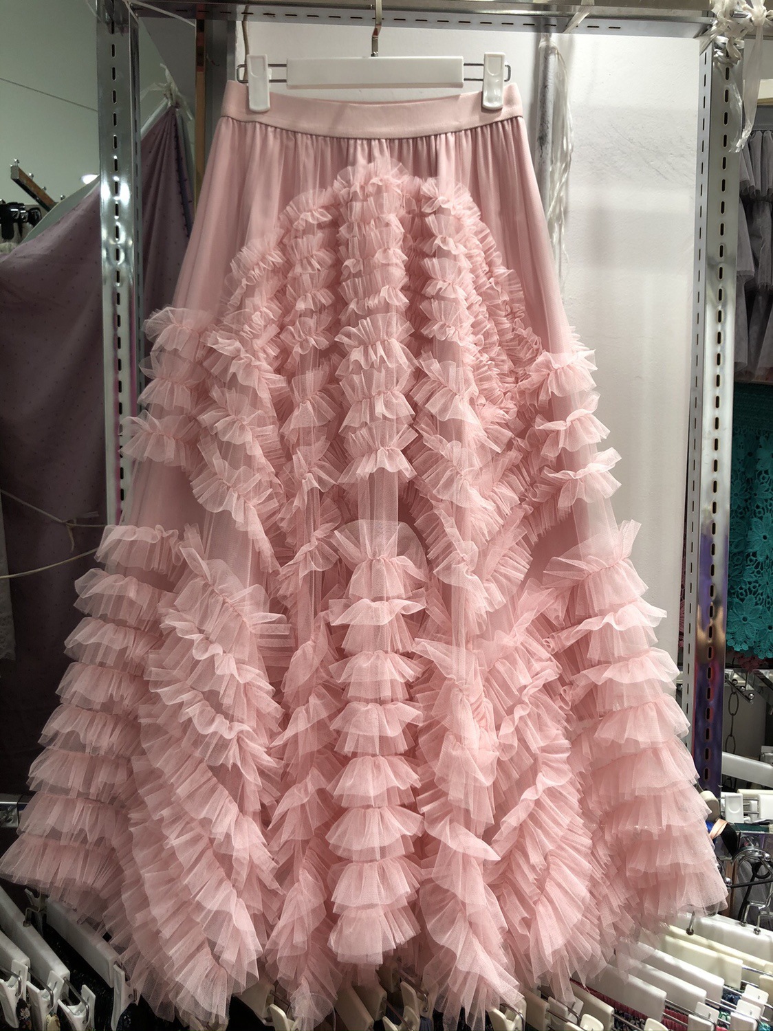 Amazon Explosions Design Sense High-end Mesh Yarn Heavy Industry Super Large Swing Long Skirt Slim Shaded Hip Gorgeous Cake Skirt