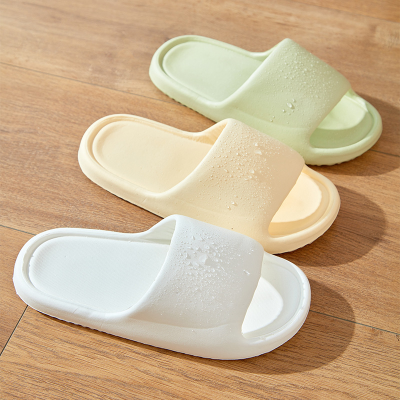 Picture of Slip-on slippers men's summer indoor home home bathroom non-slip soft bottom thick bottom couple slippers for outdoor wear