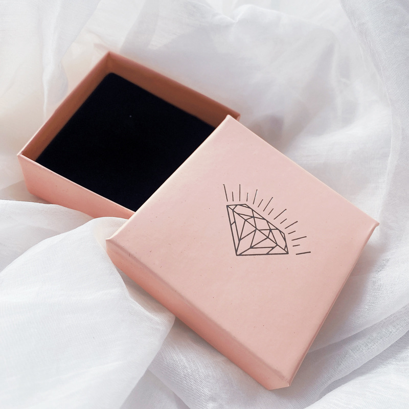One-piece delivery exclusive gift box earrings ring necklace bracelet earrings storage box jewelry box single shot box not sent
