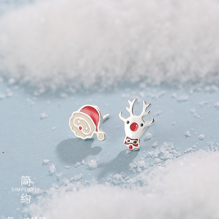 925 Silver Needle Christmas Earrings, High-End Autumn and Winter Cute Asymmetrical Elk Red Earrings for Women with Pierced Ears