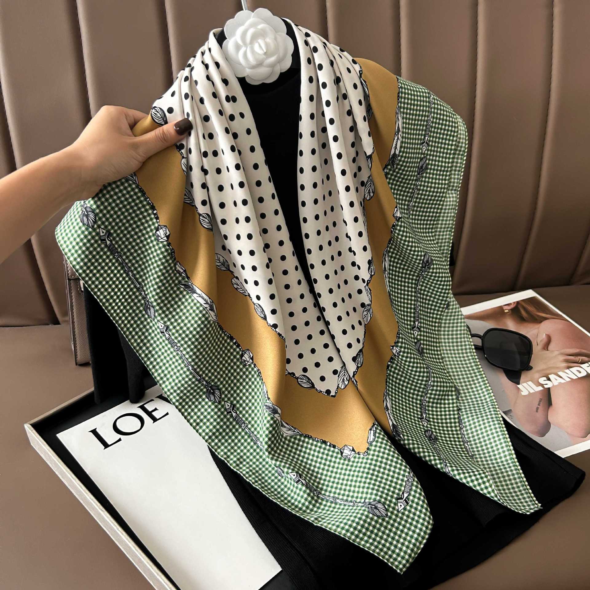 Picture of New 90cm Large Square Silk Elegant High-grade Decorative Shawl Women's Silk Scarf Fashion All-match Professional Scarf