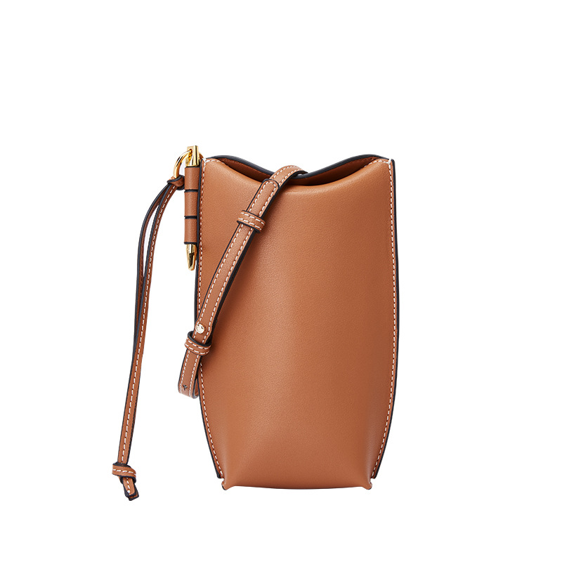 Picture of 2025 New Cross-Border Fashion Mini Bag Retro Genuine Leather Women's Bag Shoulder Crossbody Mobile Phone Bag Women Wholesale