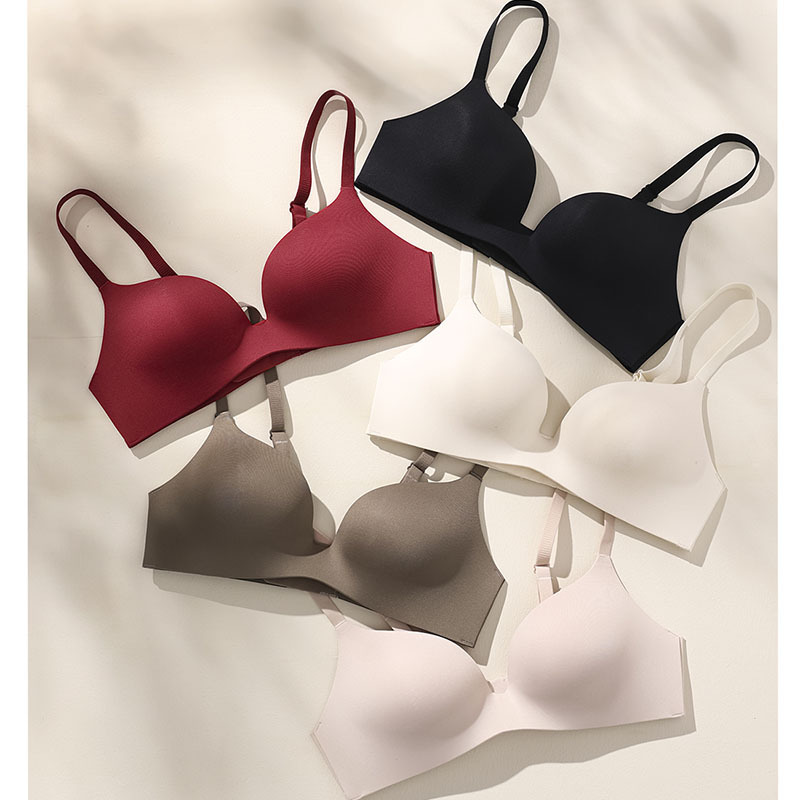Picture of Casual and High-End Seamless Intimates for Women, Thin, Small Breasts Are Pushed Together to Make Them Look Bigger, No Wires, Comfortable Support, Breathable Bra