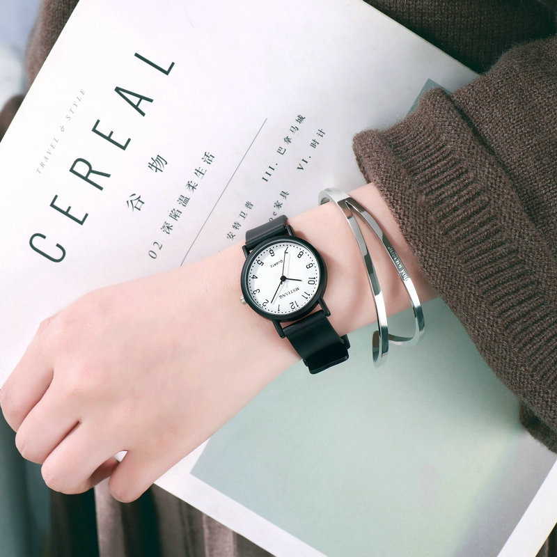 Picture of Popular Style Watch Female Student Korean Style Simple Fashionable Sports Casual Men's Atmospheric Retro College Style Couple's Watch