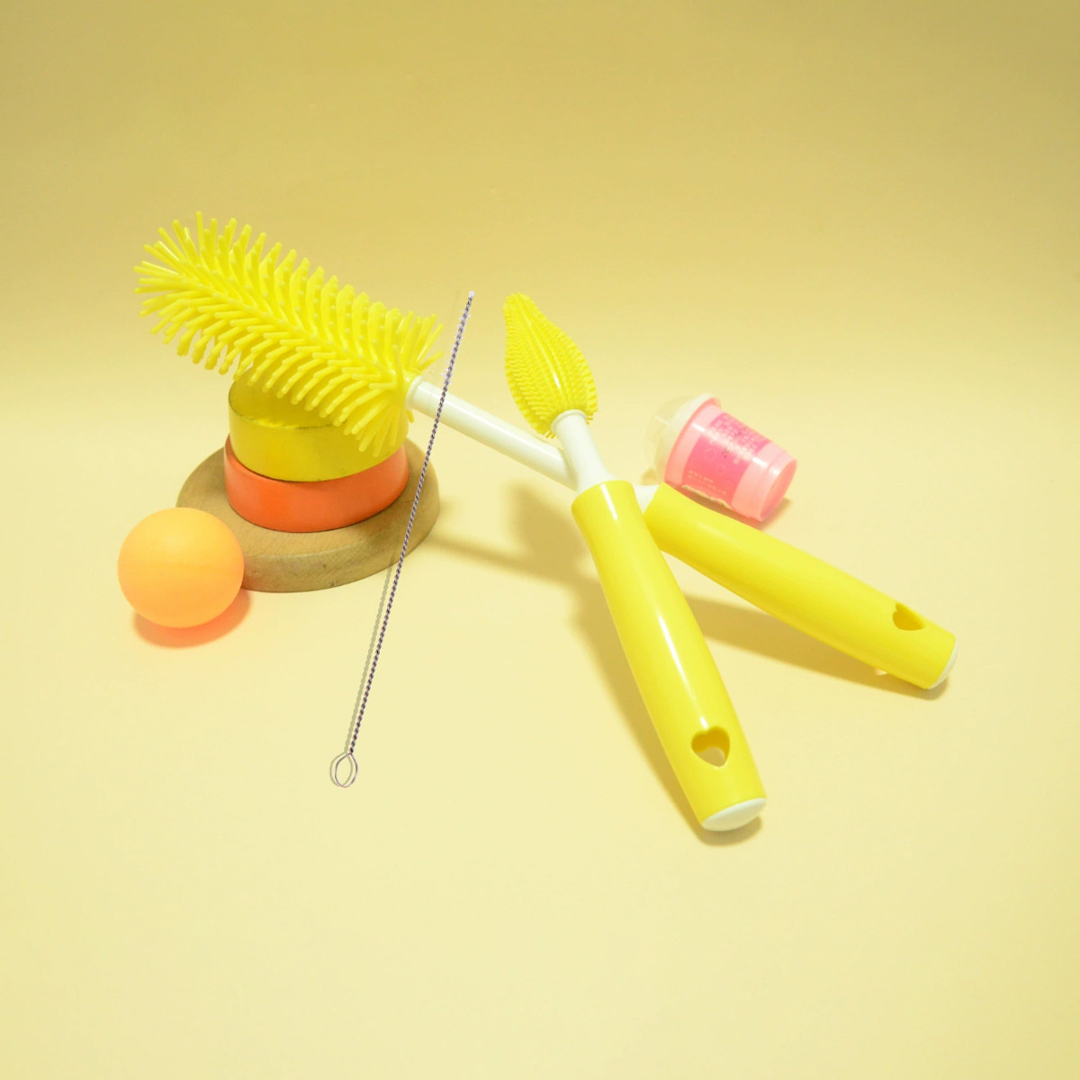 Picture of Liquid silicone bottle brush cleaning cup rotating brush nipple brush three-in-one multifunctional cleaning rinse factory direct sales