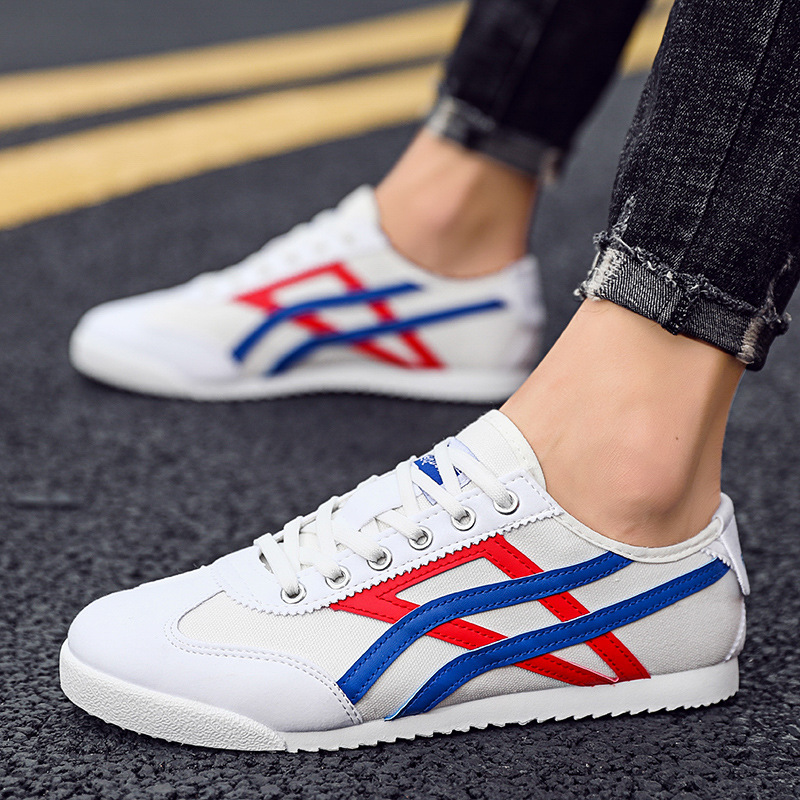 Picture of 2020 Autumn Leather White Shoes Korean Canvas Men's Shoes Casual Sports Forrest Gump Shoes Breathable All-match New Men's Shoes