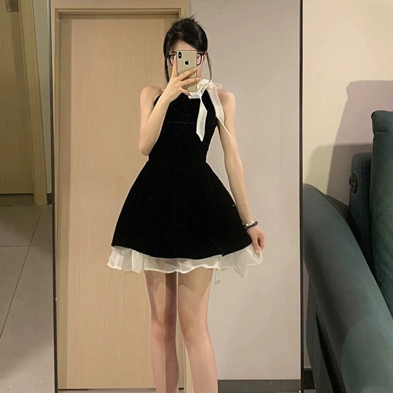French Bow Black Sleeveless Halterneck Dress for Women Summer 2024 New Style Petite Style Short Skirt