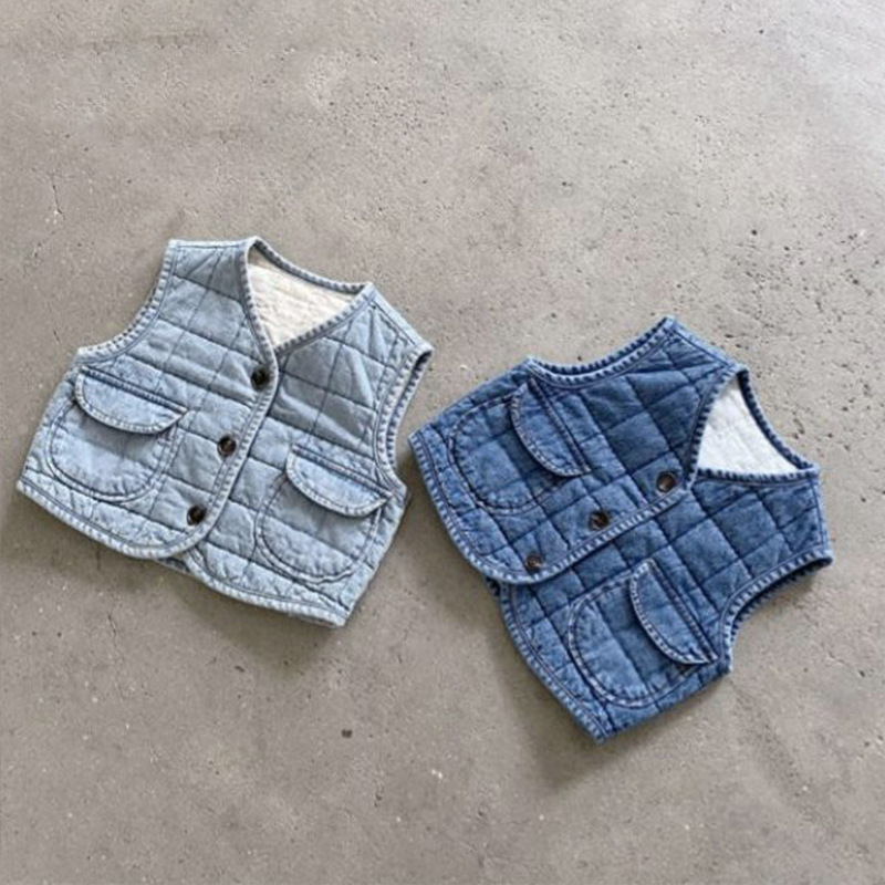 Picture of Children's Korean-style winter casual jacket for boys and girls vintage washed distressed quilted plaid baby Denim vest