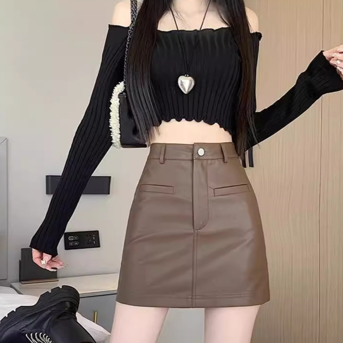 Small leather skirt black spring pu leather half-length skirt hip early autumn and winter 2024 new high waist ladies skirt all-match