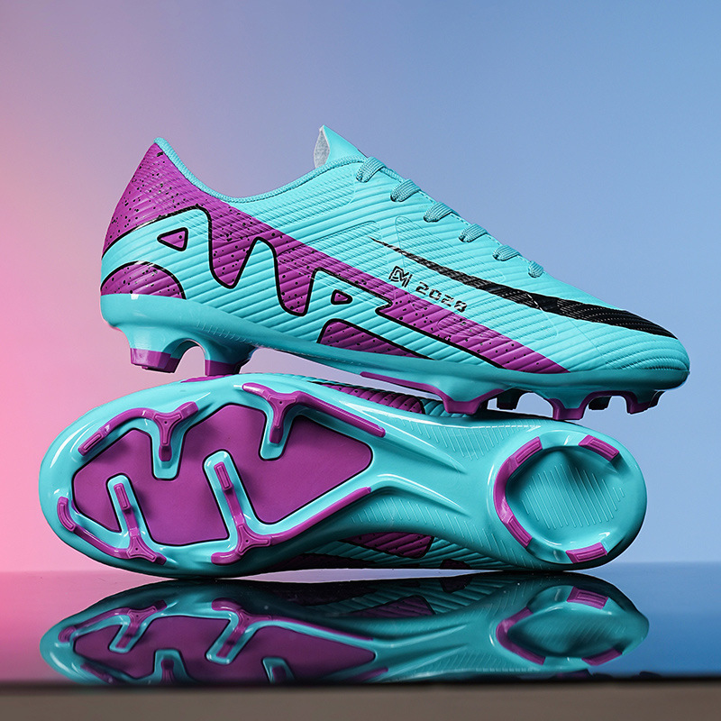Cross-border plus size Ronaldo 14 thorn 15 football shoes male and female young students broken nails spike competition training sneaker