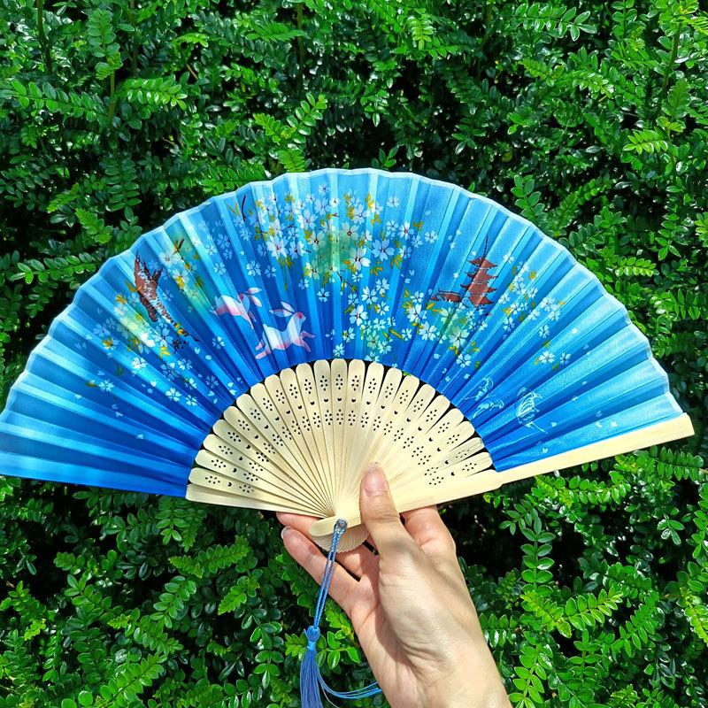 Picture of Folding Fan Bamboo Ancient Fan Student Girl Chinese Style Small Fan Scenic Spot Export Wholesale Retail Gift Decorative Fan