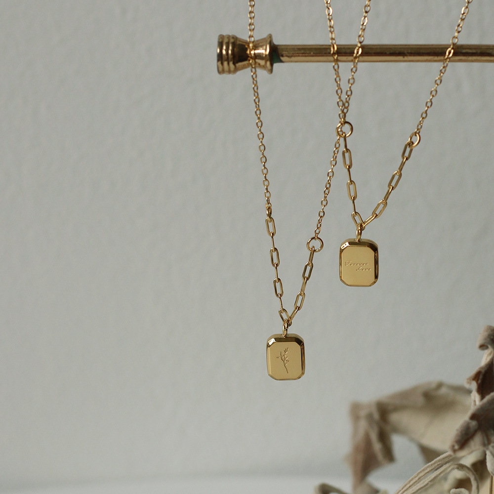 French style light luxury lavender square double-sided English titanium steel necklace small exquisite clavicle chain female simple non-fading
