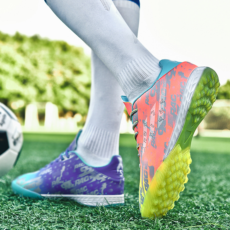 Picture of World Cup Mandarin Duck Primary School Children and Teenagers Broken Nails Spikes Outdoor Spikes School Competition Training Football Shoes