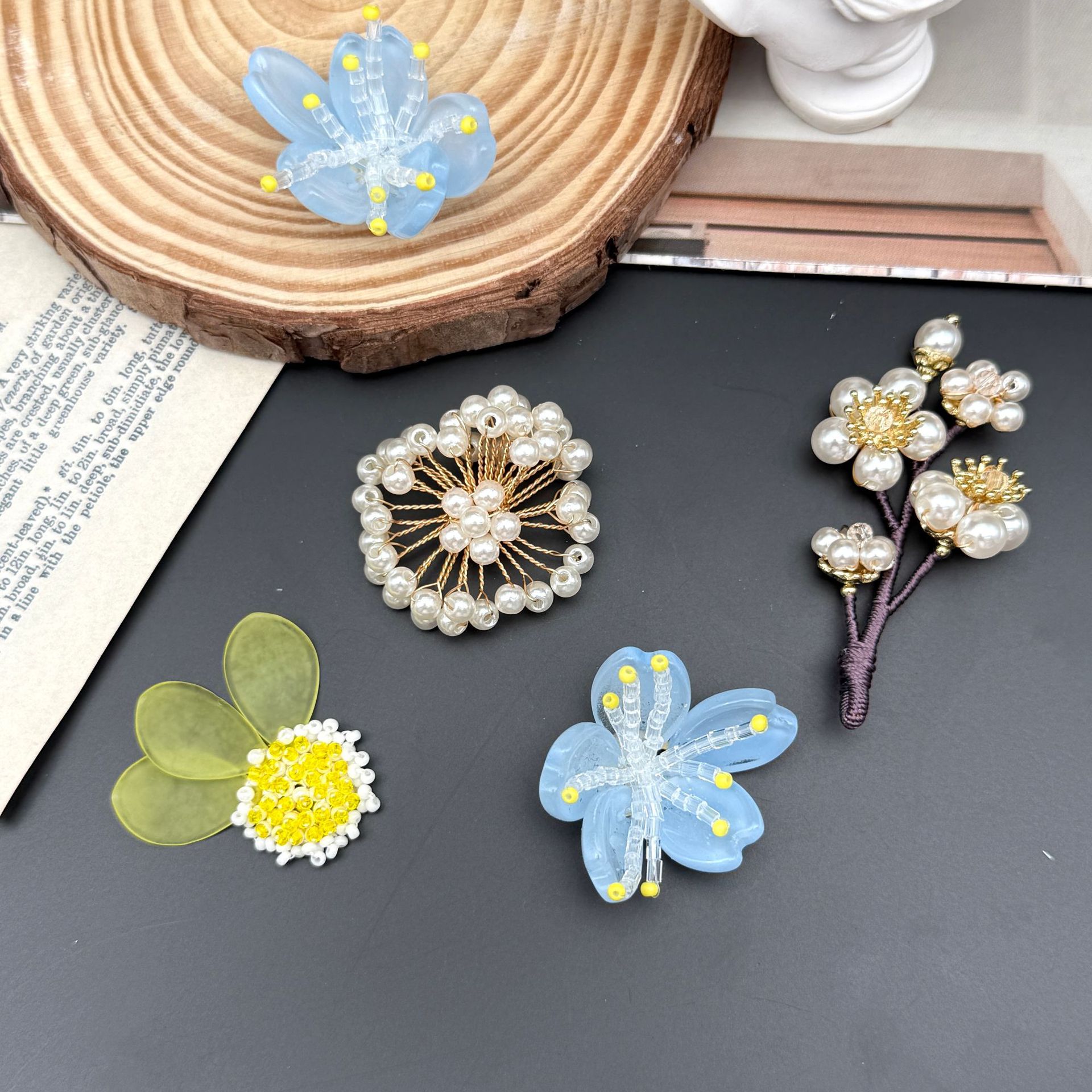 Summer new woven flower petals small fresh handmade DIY beaded shoes flower bag accessories