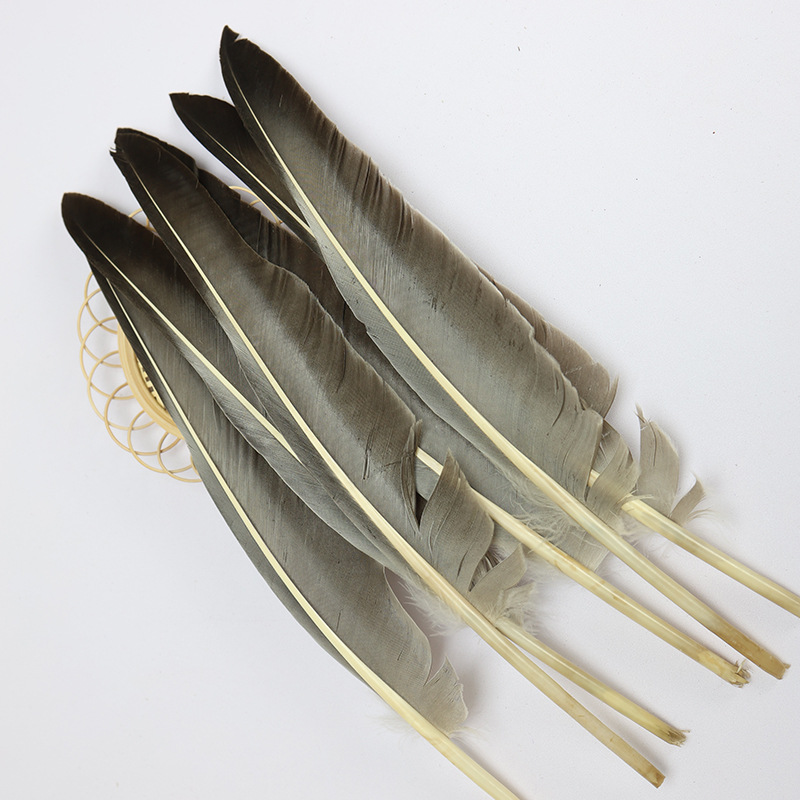 Picture of in stock hunchback gray goose feather primary color goose feather diy material accessories Zhuge Liang with feather fan accessories