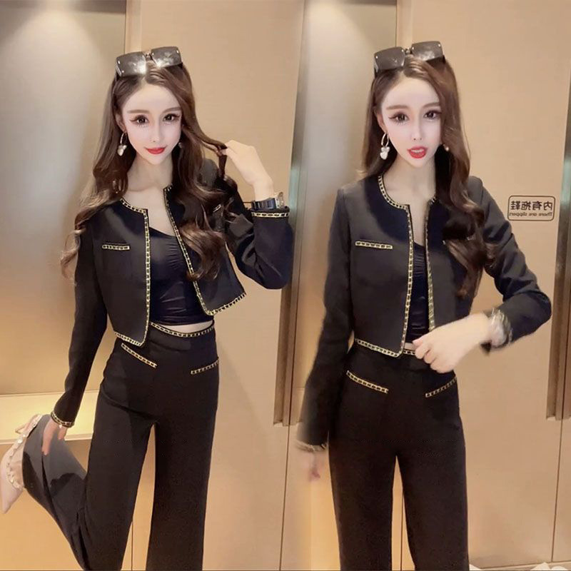 Picture of Elegant Sister Style Suit for Women 2025 Autumn New Fashion Design Short Jacket and Wide-Leg Pants Two-Piece Set