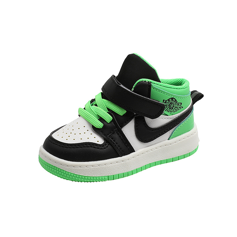 Picture of 2025 New Autum Children's Shoes, Boys' Soft-Soled Comfortable Sports and Casual Shoes, Korean Fashion Mid-Top Girls' Sneakers
