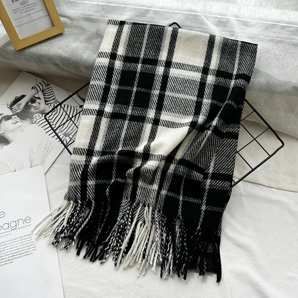 Picture of New Black and White Plaid Scarf Women's Korean Style Winter Warm All-match Imitation Cashmere Scarf Shawl High-end Couple Scarf