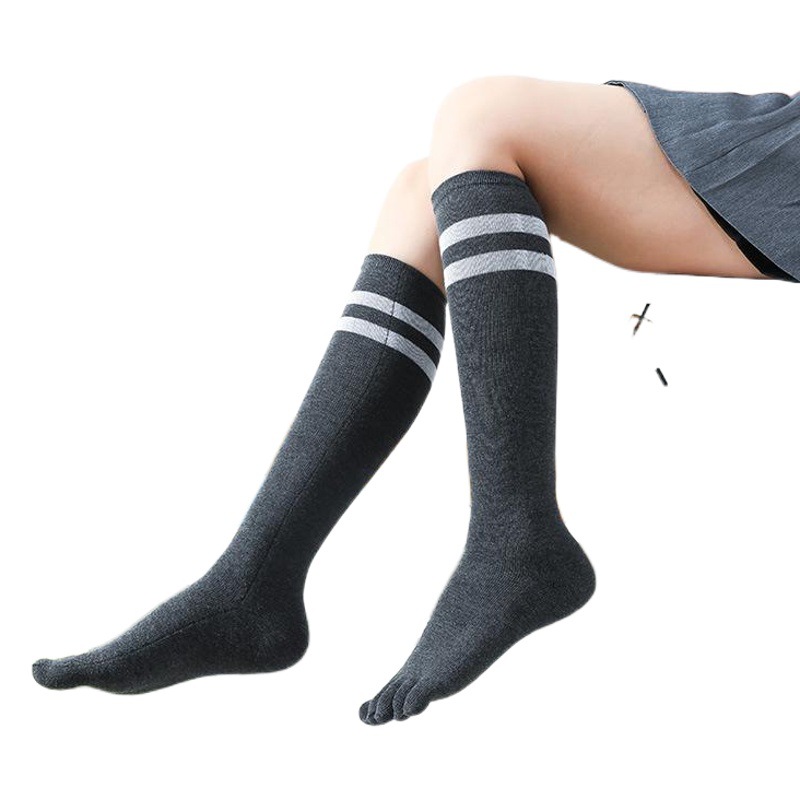 2020 Autumn and Winter new ladies calf five-finger socks high academic style Amazon foreign trade five-finger socks