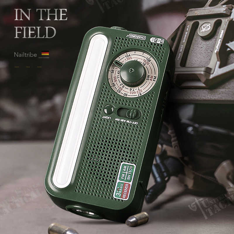 German emergency hand-cranked power-generating radio strong light flashlight disaster relief outdoor solar multi-function radio station