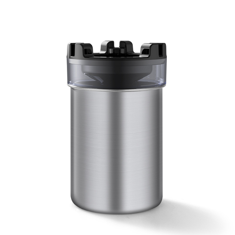 Picture of Ashtray with Water Tank Anti-fly Ash Anti-smoke Flavor Creative Household Car Funnel with Cover Personalized Stainless Steel Ashtray