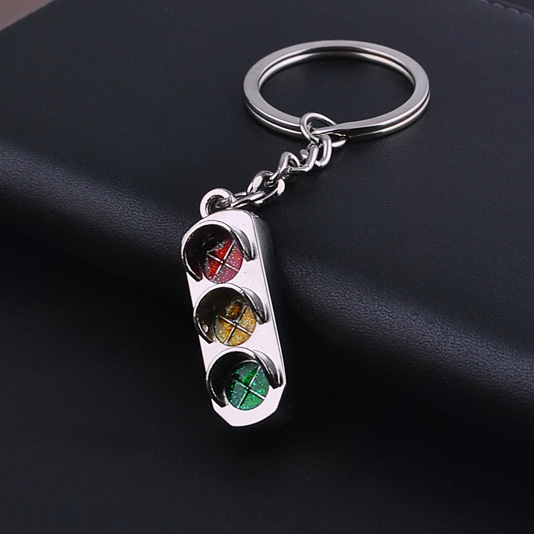 Metal key chain customized Yiwu key chain metal key chain traffic light key chain pendant GX-120