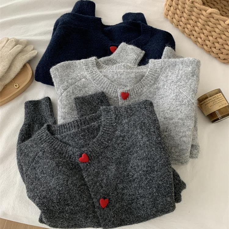 Lazy dark gray Wool Knitted Cardigan Women's Autumn and Winter Vintage Soft Waxy Warm Love Buckle Raglan Sleeve Sweater Jacket