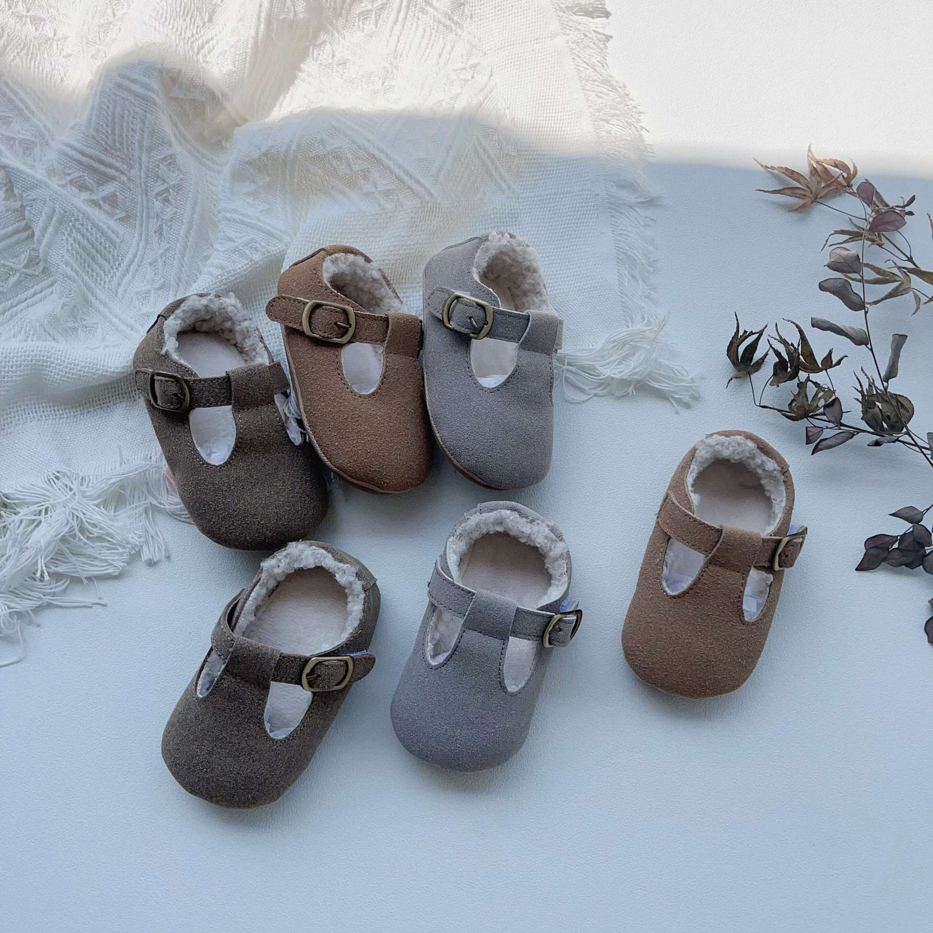 Winter thick warm baby walking shoes soft bottom cotton shoes fleece-lined baby soft bottom toddler shoes autumn and winter children's shoes
