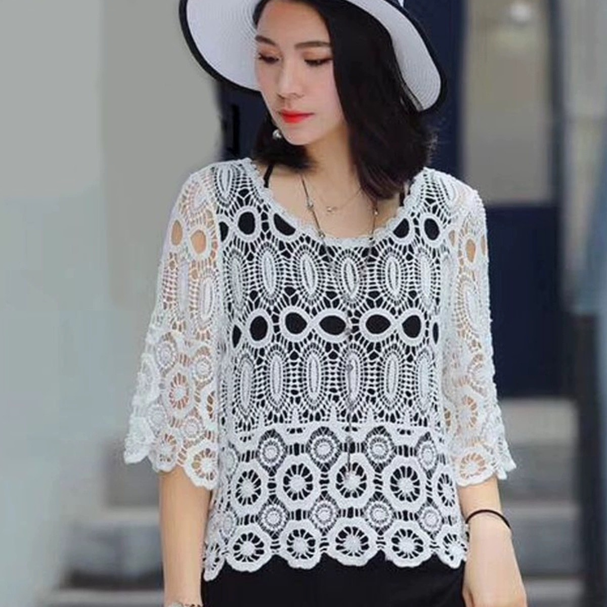 Hollow lace top women's spring and summer thin knitted outer wear pullover small shirt loose short sleeve Western style blouse with skirt
