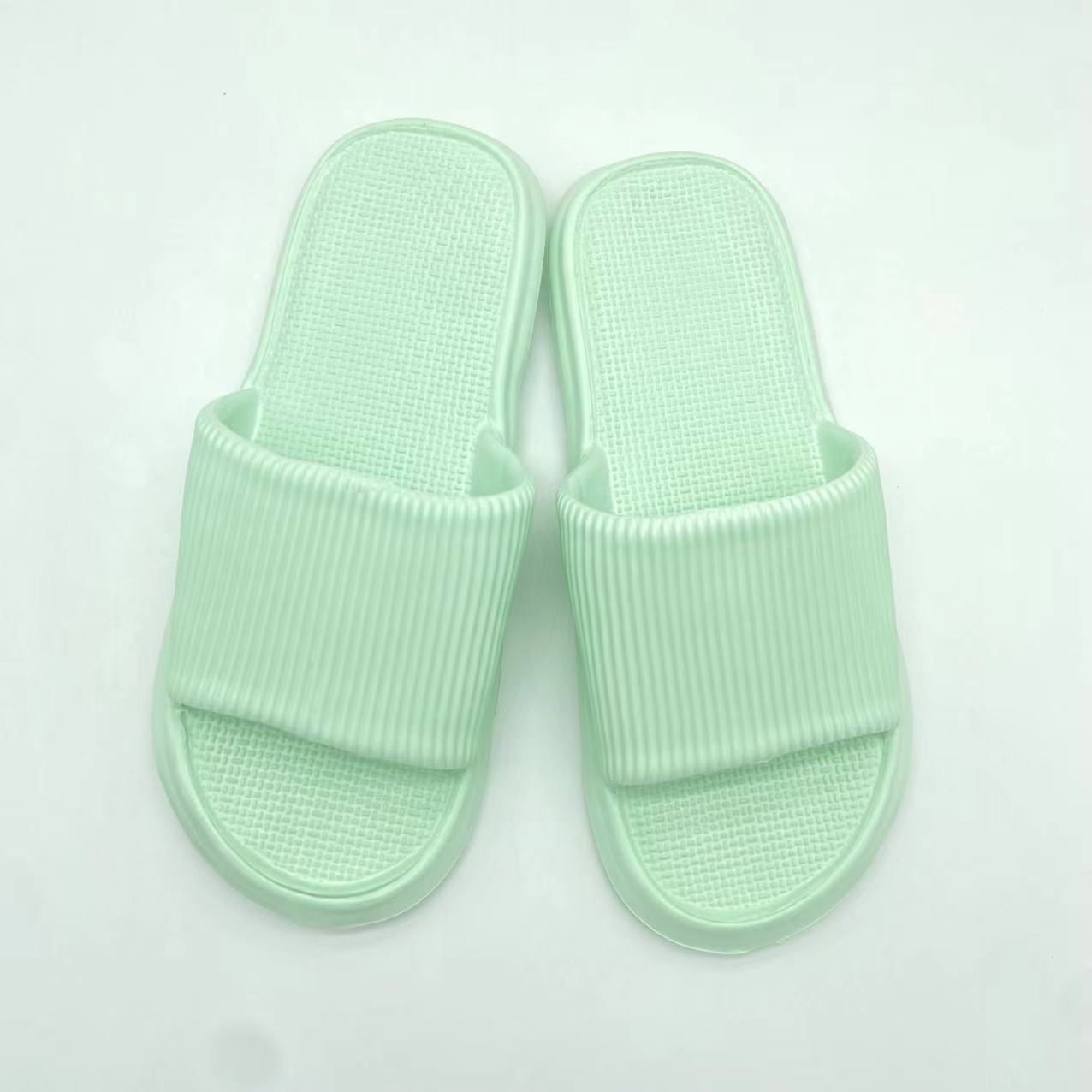 Picture of Candy-Colored Vertical Striped Slippers, Lightweight Women's Summer Bathroom Hotel Eva Couple Style, Cross-Border Temu Dropshipping Wholesale