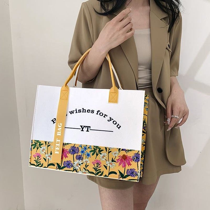 Internet celebrity same felt bag oil painting style large capacity felt tote bag tote bag women's new fashion handbag