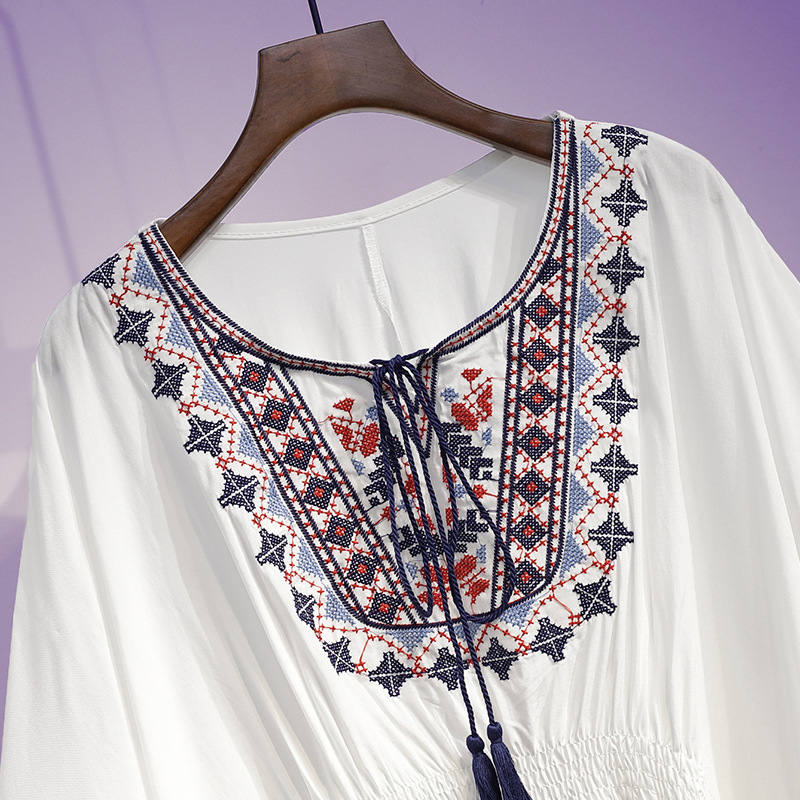 Picture of Summer fashion retro slimming top women's clothing fashionable age-reducing printed half sleeve round neck chiffon shirt top women's clothing