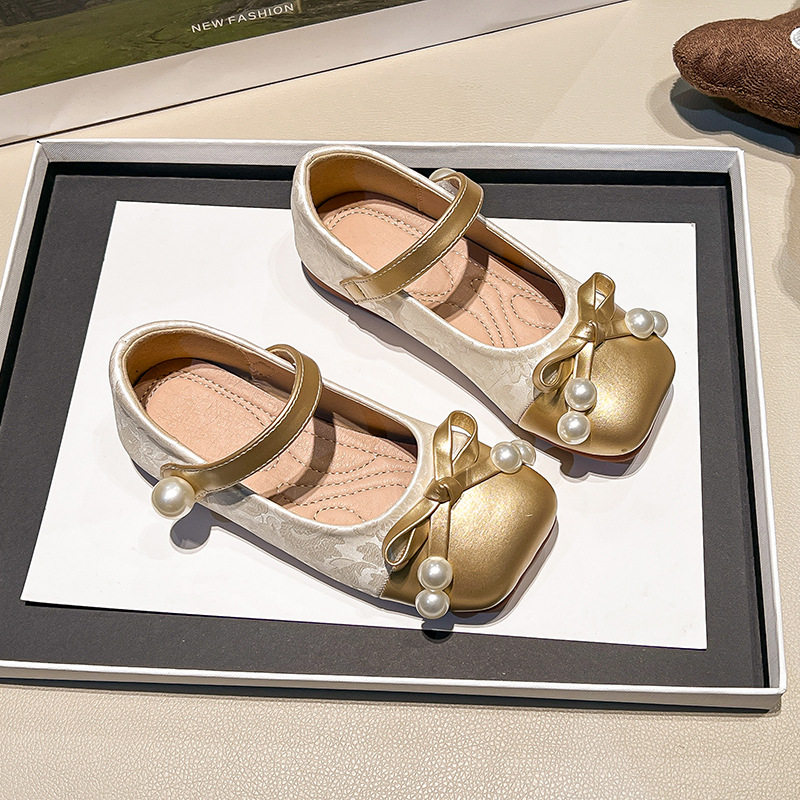Girls' Small Leather Shoes Summer 2025 New Kidsren's Pearl Princess Shoes Girls Soft Sole Dance Fashion Shoes Spring & Fall