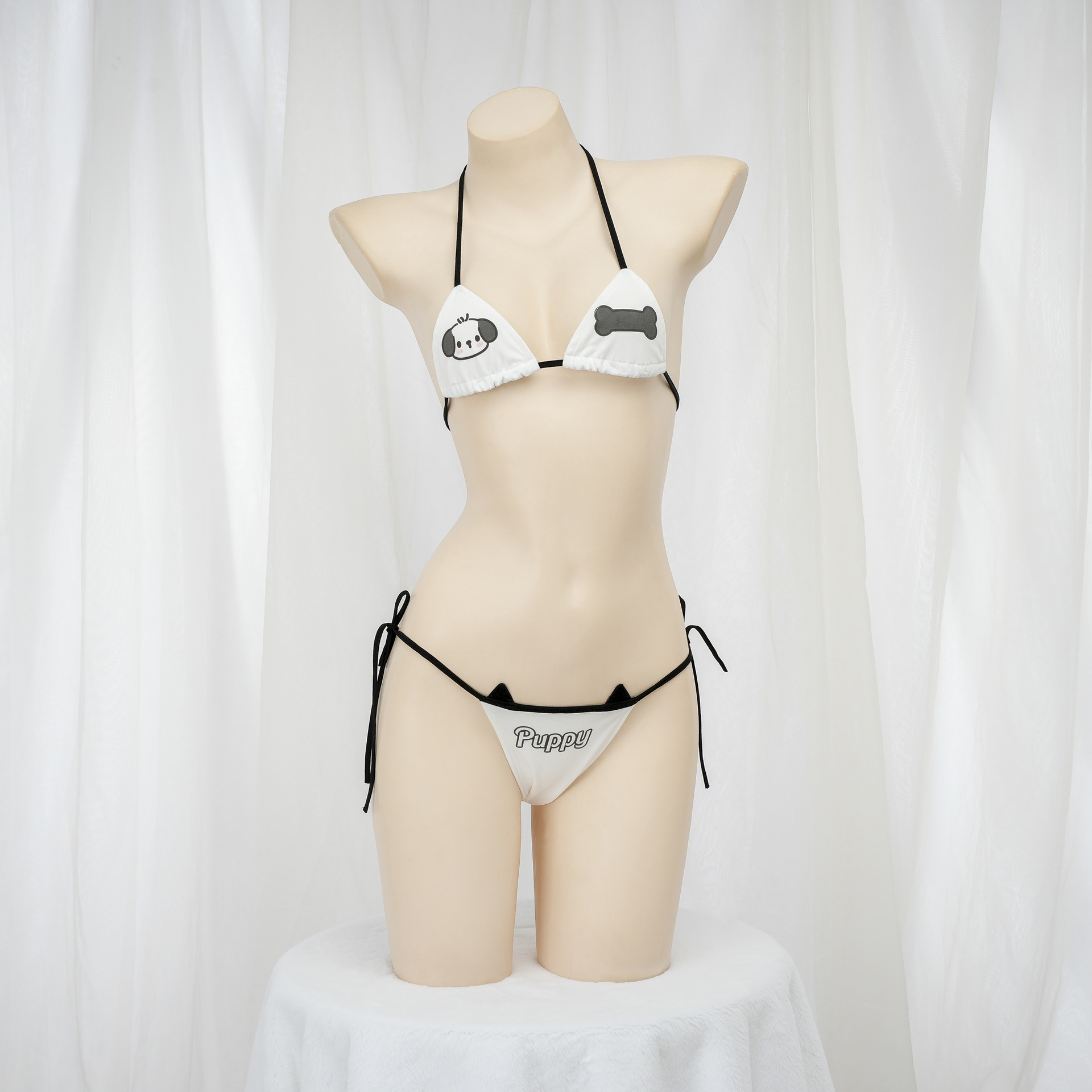Japanese-style sexy three-point bikini suit sexy hot girl mini lace-up dead water mini pajamas 118-B
