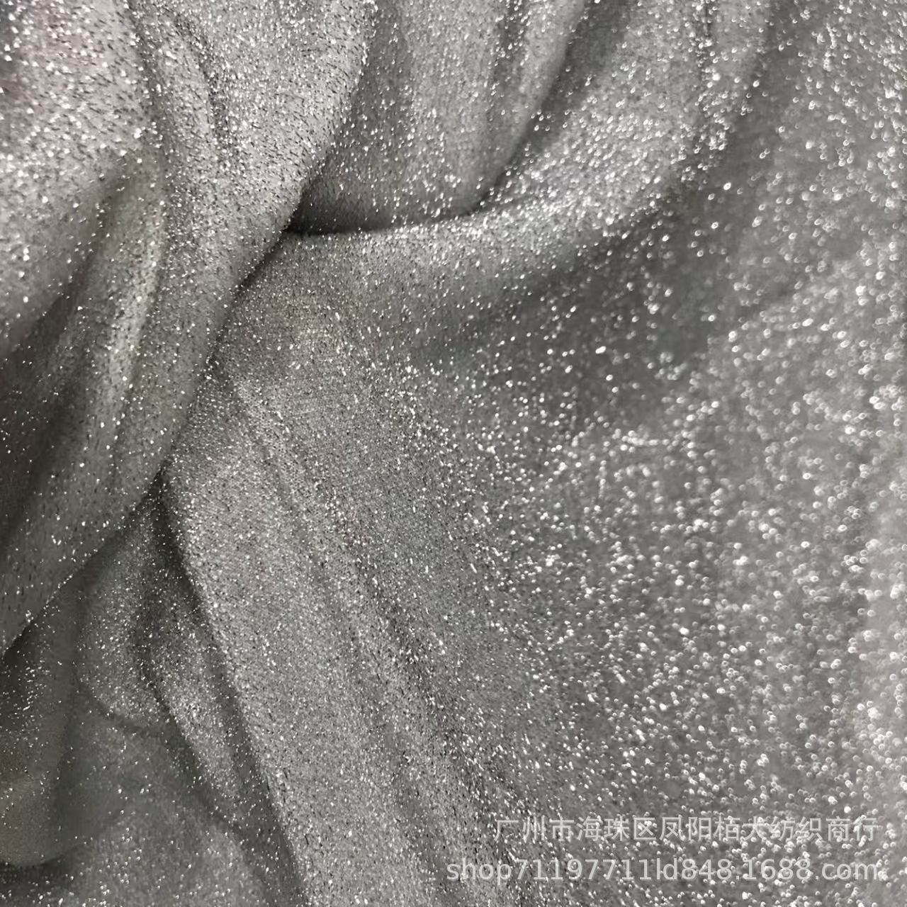 Imported gold silk four-sided elastic knitted fashion spandex dress T-shirt fabric base shirt scarf turban fabric
