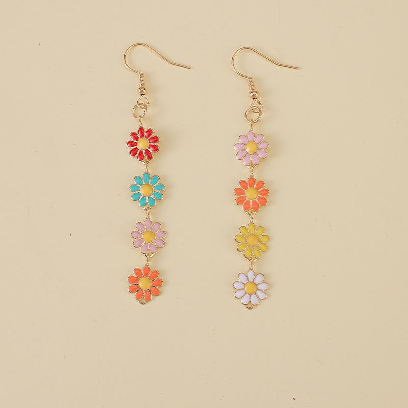 European and American niche personality creative small fresh earrings fashion ladies fresh small daisy oil color earrings