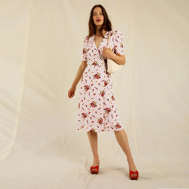 Spot 114# Zhang Jiani with summer new 2022 printed floral vintage tea break skirt French short sleeve V collar