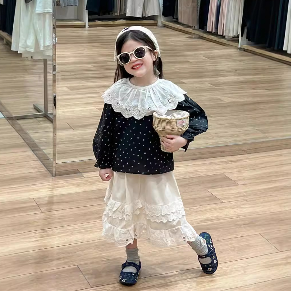 Picture of Girls Korean Style Shirt 2024 Autumn Lace Collar Black Bottom Floral Doll Collar Shirt Lace Skirt